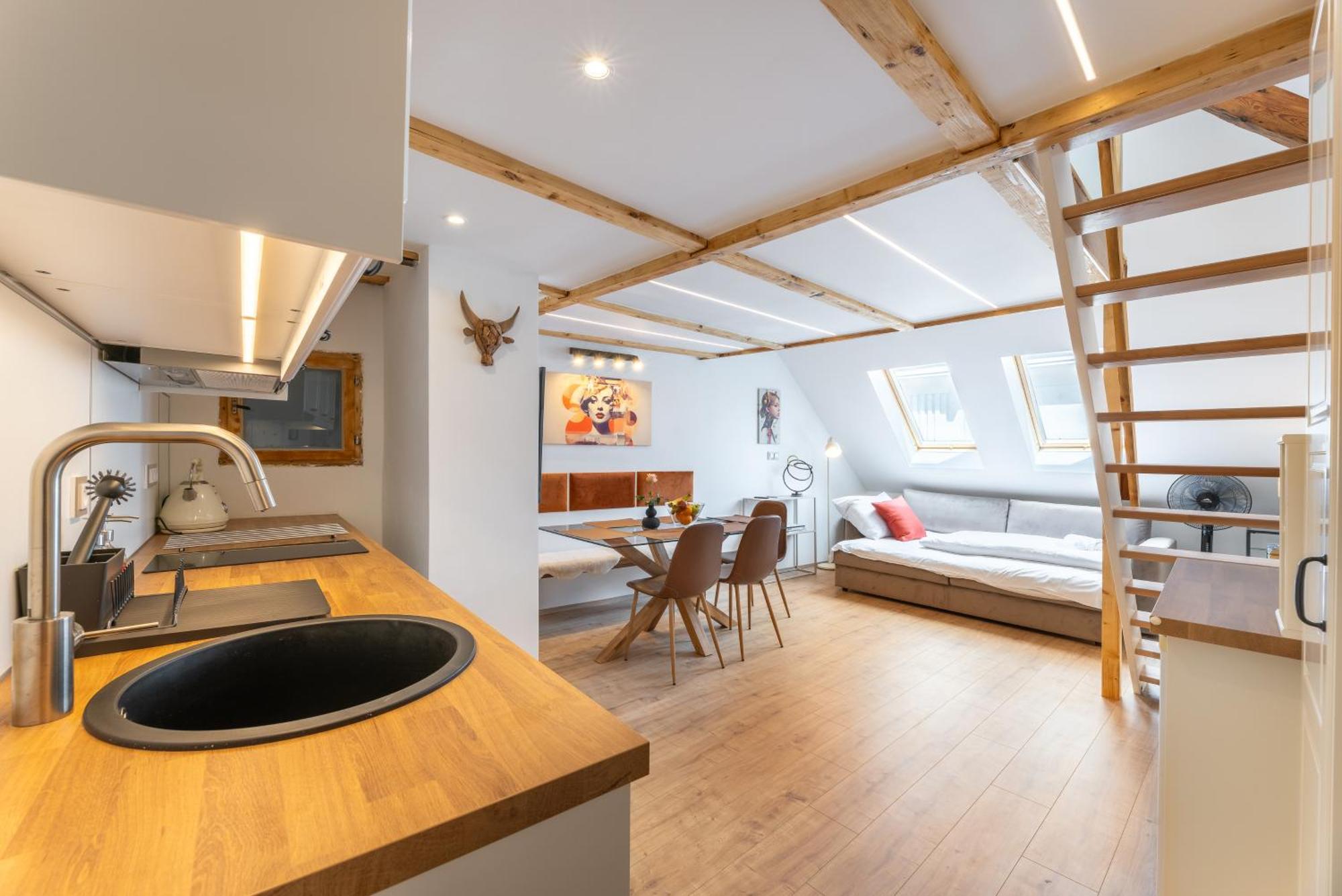 Classy Loft In The Center Of Apartmán