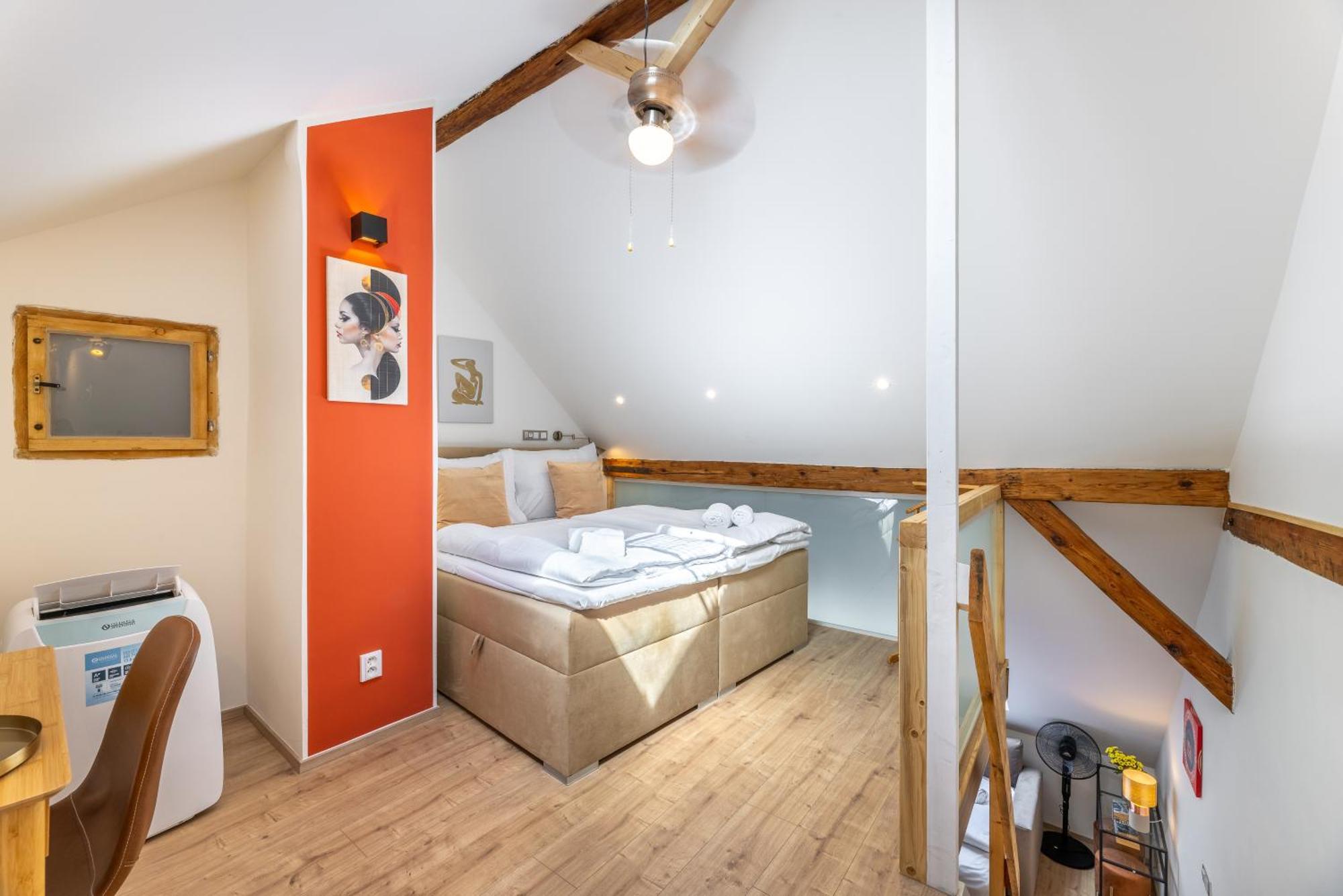 Classy Loft In The Center Of * Praha